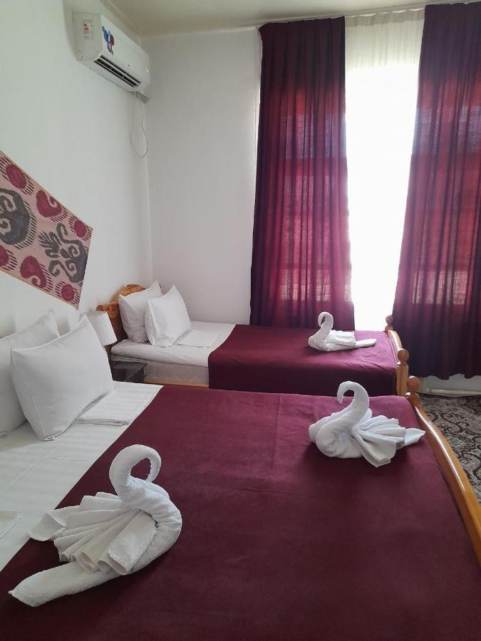 בוקורו Boutique Hotel Parvina מראה חיצוני תמונה